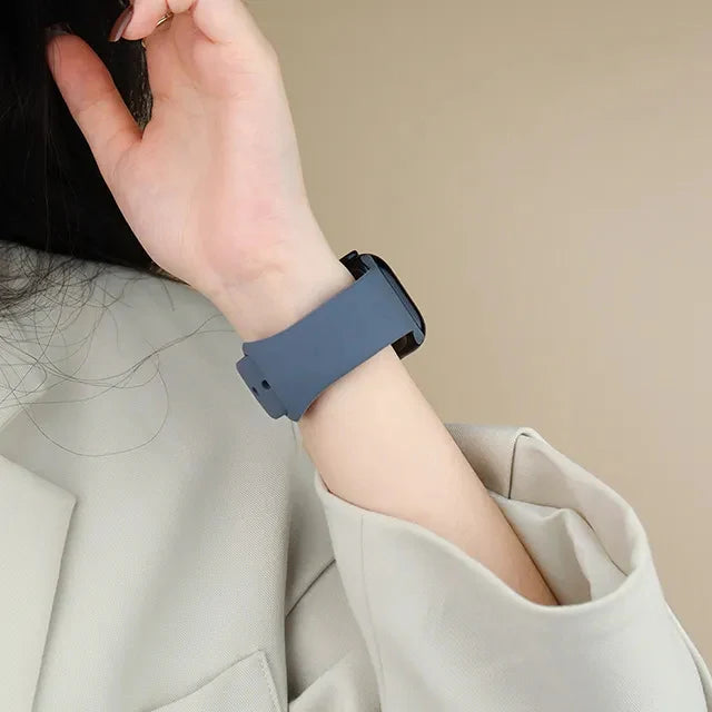 Hochwertiges Silikon-Loop-Band für die Apple Watch | Gummisport-Armband | Kompatibel mit der iWatch-Serie